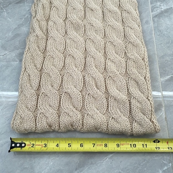 Women's Cable Knitted Infinity Scarf - Picture 12 of 15